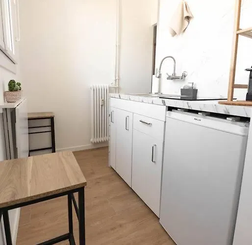 / 15min De La Apartment *